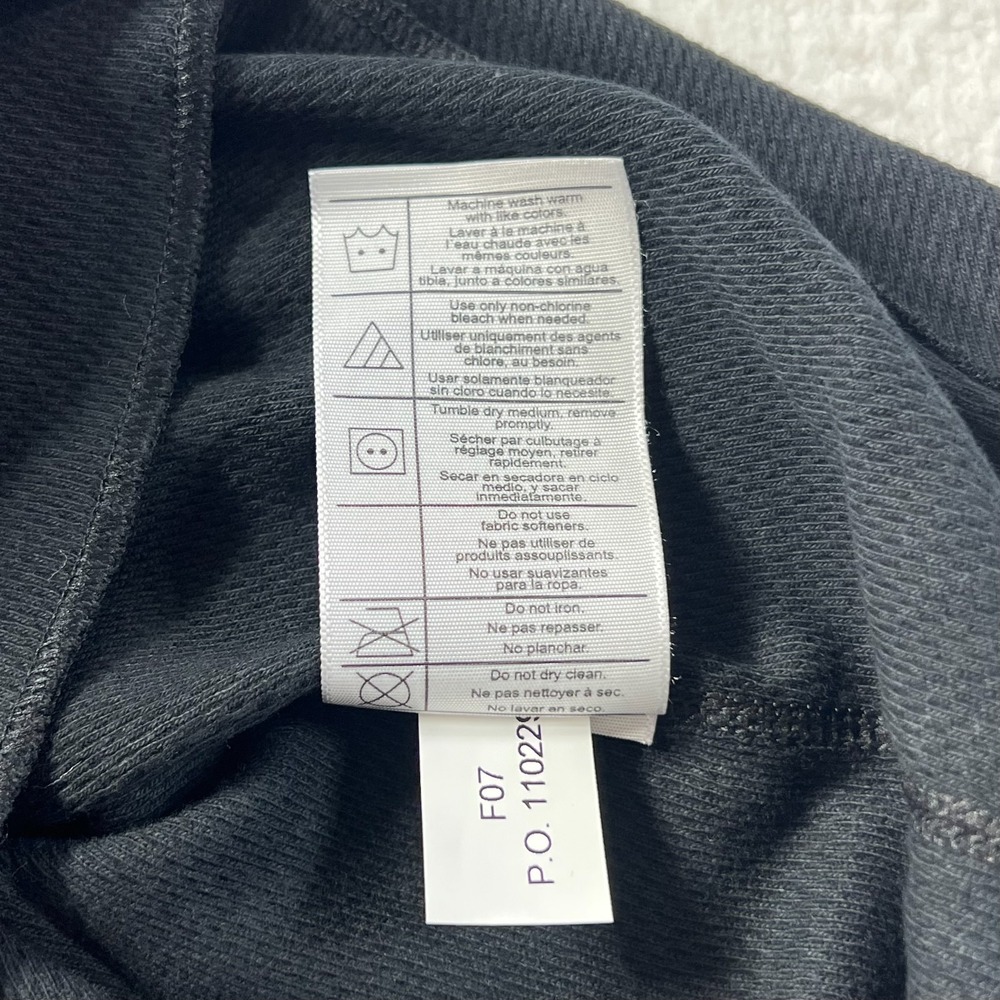 Carhartt Heavyweight Cotton Thermal Crewneck Top Black Men's Size S VTG NWT - Picture 10 of 16